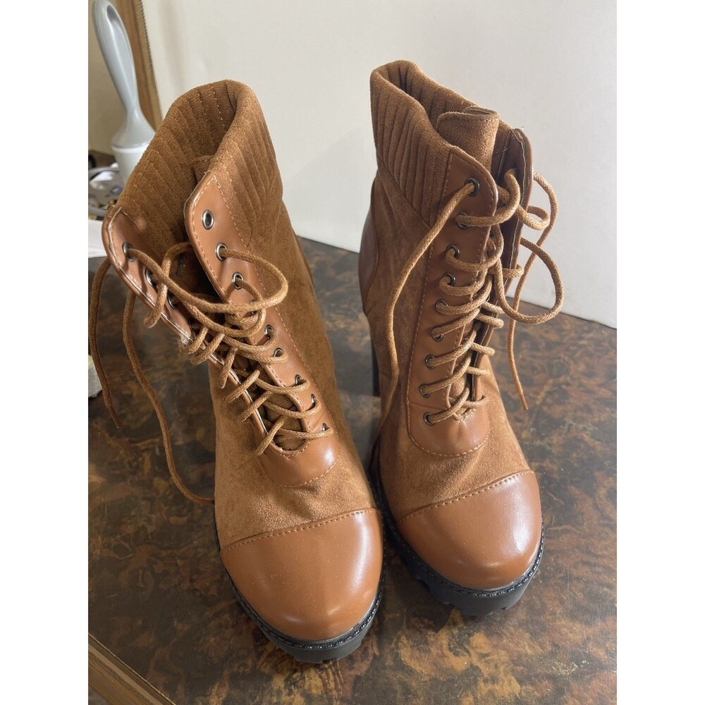 Yoki Rollen Lace Up Heel Boots Size 7W